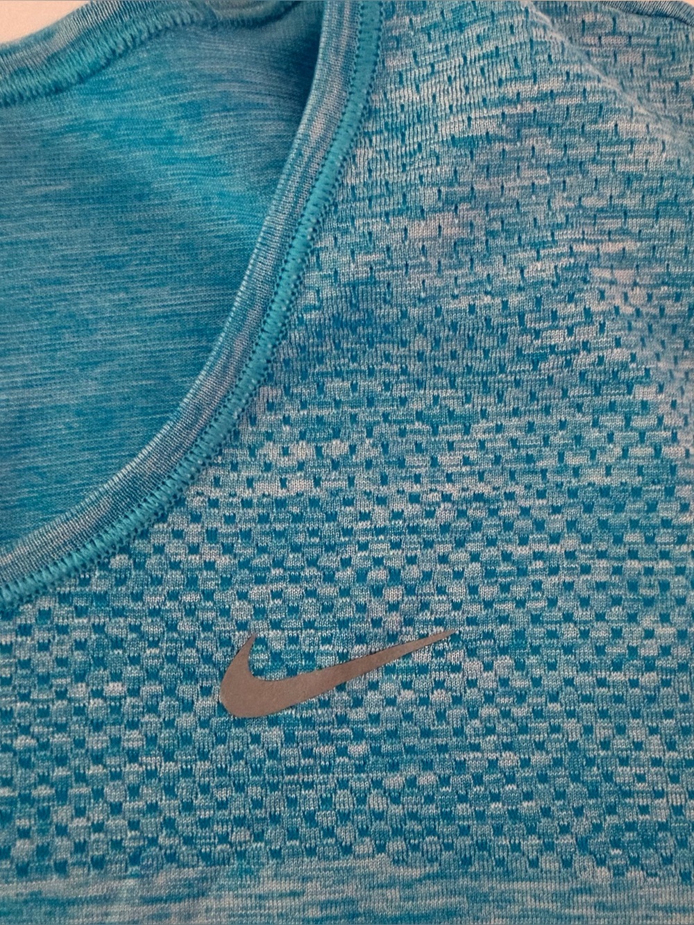 Nike Dri-FIT Women’s Running Short Sleeve Athletic Top Blue Heather Size Medium - Picture 3 of 6